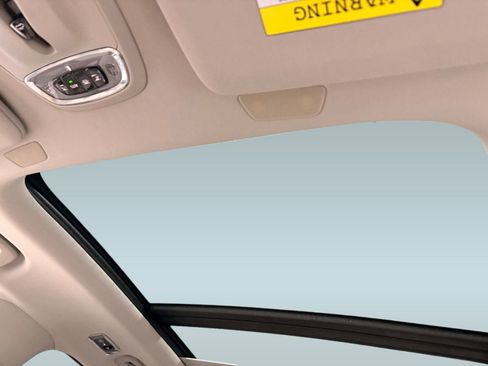 Used 2020 Volvo XC90 T5 Momentum image 16