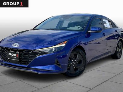 Used 2021 Hyundai Elantra SEL w/ Convenience Package