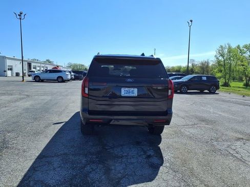 Used 2025 Ford Expedition Tremor AWD/4WD image 24