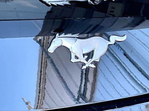 Used 2025 Ford Mustang Coupe image 31