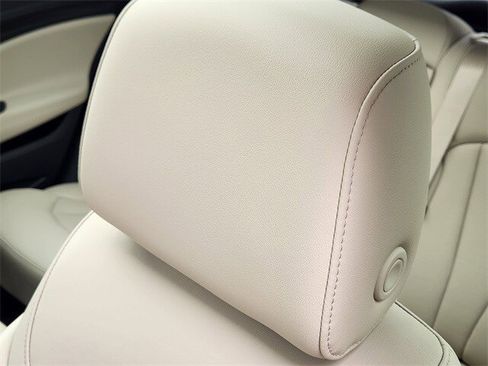 Used 2020 Buick Envision Essence w/ Experience Buick Package image 10