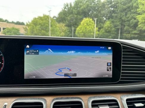 Used 2021 Mercedes-Benz GLE 350 image 18