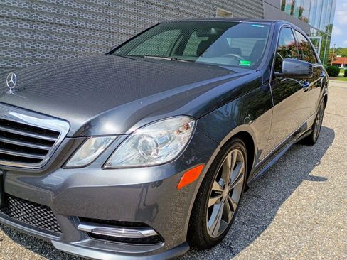 Used 2017 Mercedes-Benz E 300 image 3