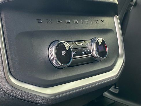 New 2025 Ford Expedition Max Active image 15