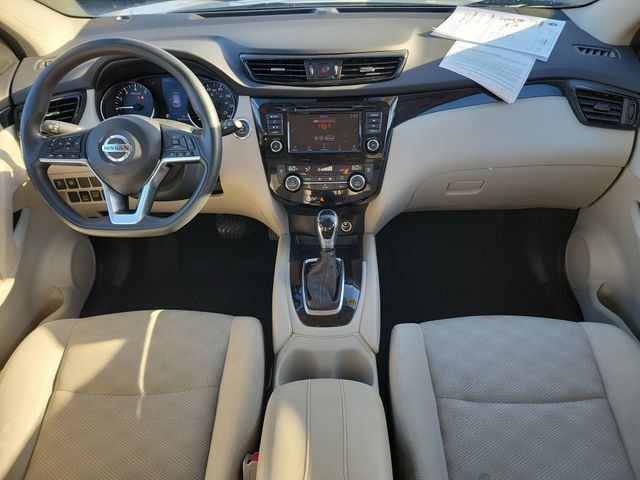 Used 2020 Nissan Rogue Sport SV AWD/4WD image 10