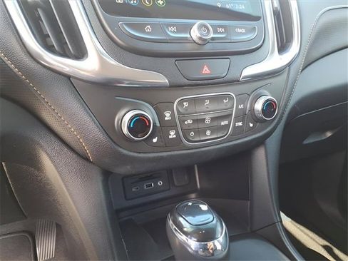 Used 2019 Chevrolet Equinox Premier image 15
