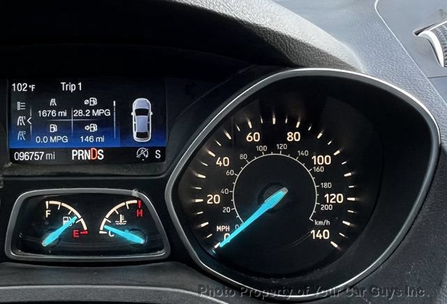 Used 2019 Ford Escape SE FWD image 23
