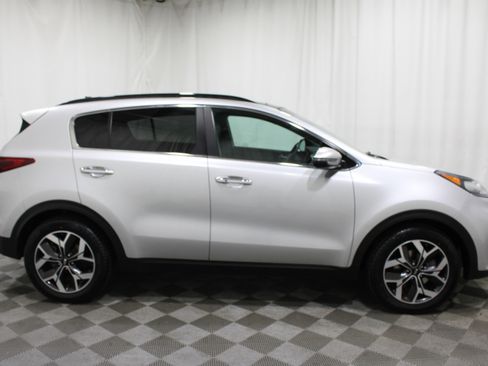 Used 2021 Kia Sportage EX w/ EX Technology Package FWD image 30