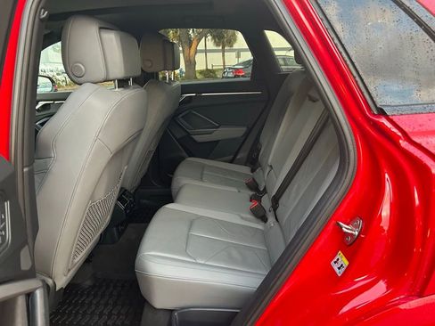 Used 2023 Audi Q3 2.0T Premium w/ Black Optic Sport Package image 41