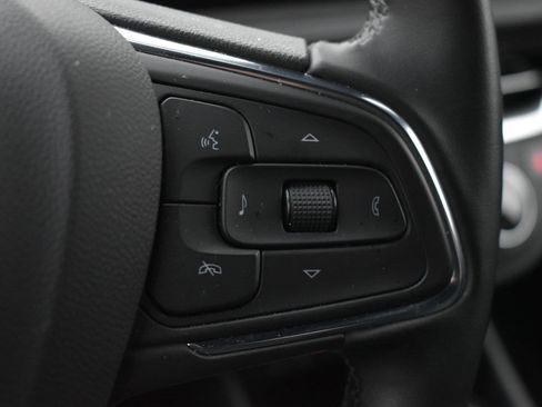 Used 2024 Buick Envista Preferred w/ Convenience I Package image 18