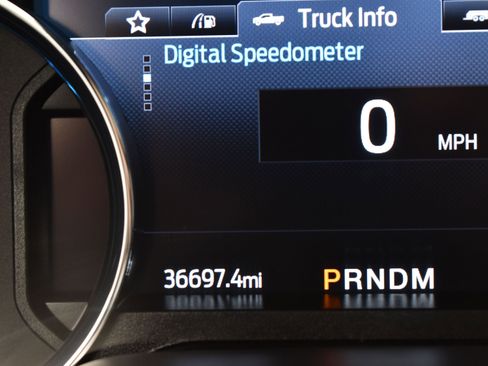 Used 2021 Ford F350 Lariat image 15