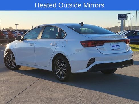 Used 2024 Kia Forte LXS w/ LXS Technology Package image 3