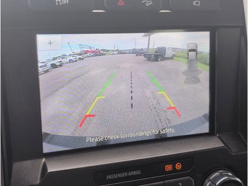 Used 2021 Ford F250 Lariat w/ Chrome Package image 17