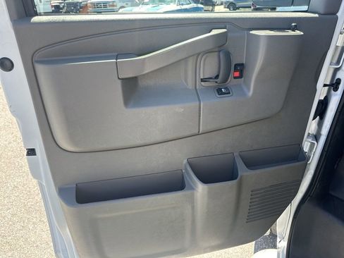 Used 2023 GMC Savana 2500 w/ Driver Convenience Package image 20