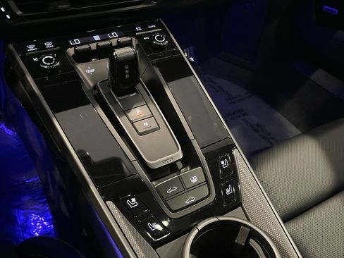 Used 2023 Porsche 911 Carrera 4S image 17