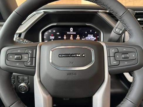 New 2026 GMC Sierra 2500 Denali w/ Denali Reserve Package AWD/4WD image 23