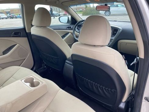 Used 2015 Kia Optima LX image 21