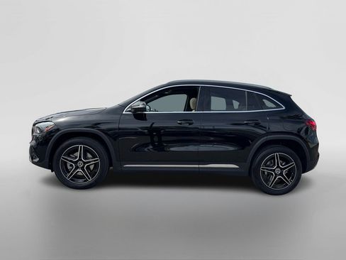 New 2026 Mercedes-Benz GLA 250 image 2