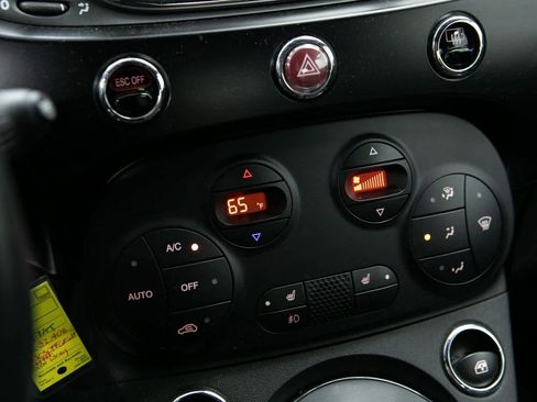 Used 2018 FIAT 500 e w/ Esport Package image 19