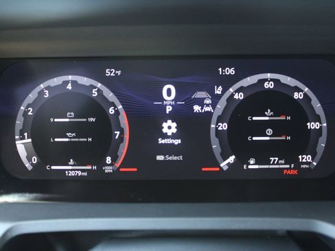 Used 2025 Toyota 4Runner TRD Off-Road Premium w/ Tow Technology Package AWD/4WD image 29
