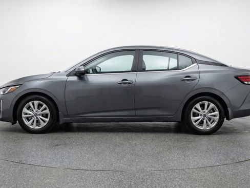 Used 2025 Nissan Sentra S FWD image 5