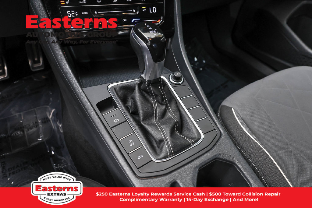 Used 2025 Volkswagen Jetta Sport FWD image 14