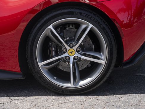 Used 2022 Ferrari 296 GTB RWD image 18