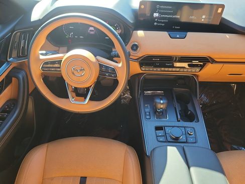 Certified 2025 MAZDA CX-90 3.3 Turbo S w/ Premium Plus image 17