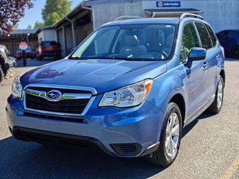 Used 2016 Subaru Forester 2.5i Premium w/ All-Weather Package AWD/4WD image 3