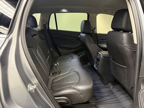 Used 2020 Buick Envision Essence image 18