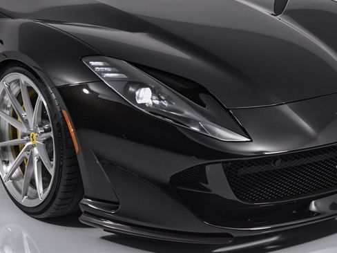 Used 2022 Ferrari 812 GTS RWD image 39