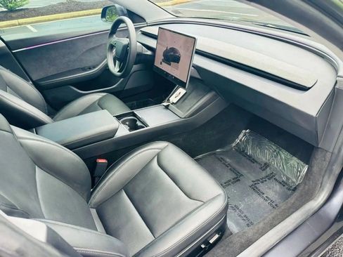 Used 2025 Tesla Model 3 Long Range AWD/4WD image 10