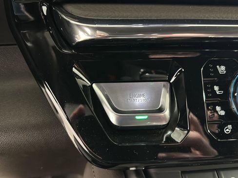 Used 2025 GMC Sierra 1500 Denali image 15