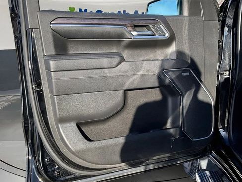 Used 2023 Chevrolet Silverado 1500 LTZ image 19