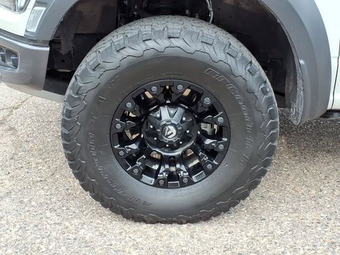 Used 2023 Ford F150 Raptor AWD/4WD image 9