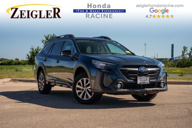 Used 2023 Subaru Outback Premium AWD/4WD image 1
