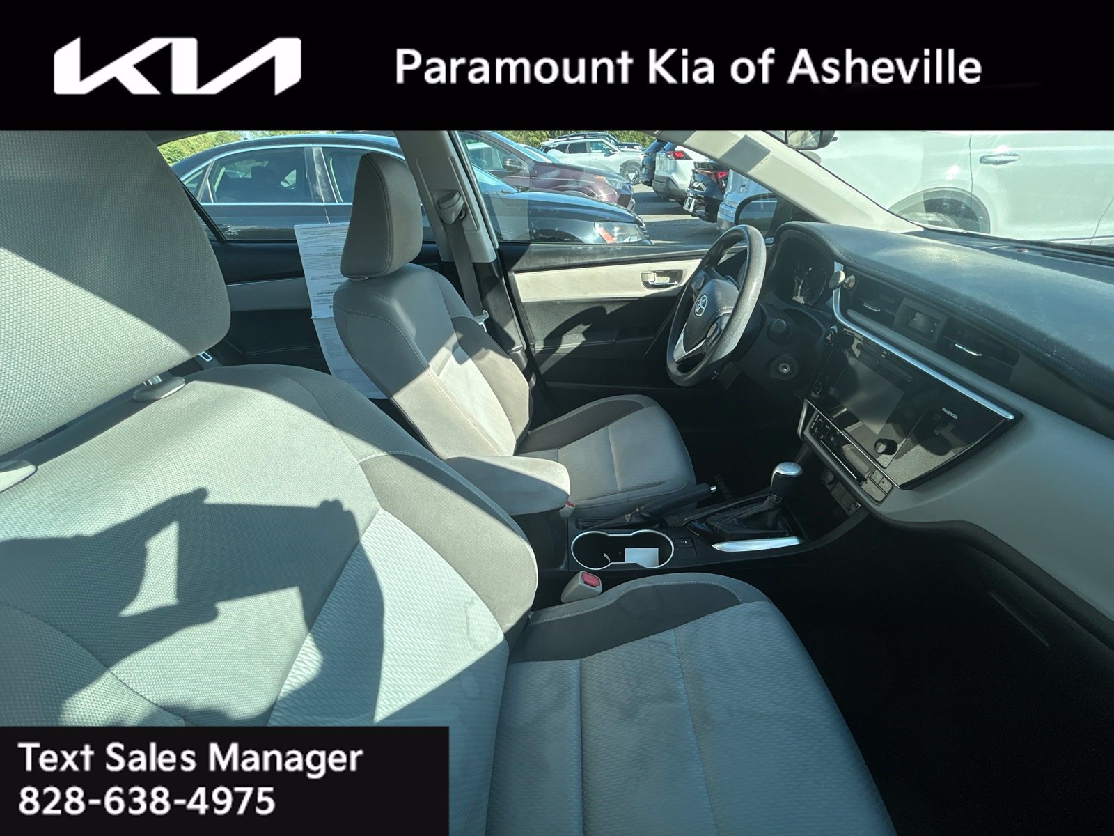 Used 2017 Toyota Corolla LE FWD image 13