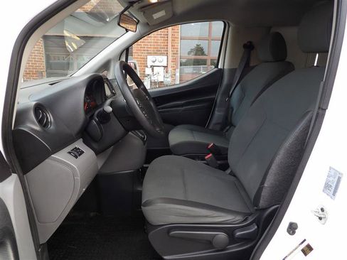 Used 2019 Nissan NV200 SV w/ Navigation Package image 15