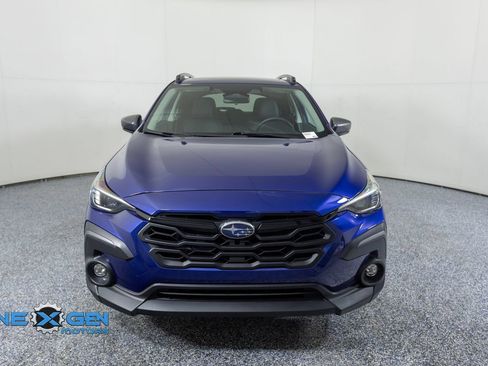 Used 2024 Subaru Crosstrek 2.5i Limited AWD/4WD image 3