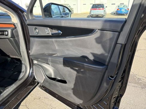 Certified 2022 Lincoln Nautilus Reserve w/ Luxury Package image 14