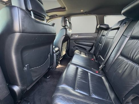 Used 2016 Jeep Grand Cherokee Limited image 29