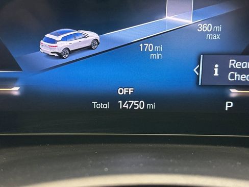 Used 2023 BMW iX xDrive50 w/ Premium Package image 35