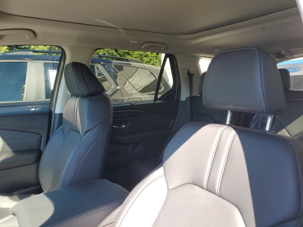 New 2026 Honda Pilot Touring image 14