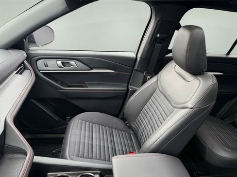 New 2026 Ford Explorer ST-Line AWD/4WD image 17