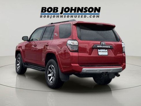 Used 2022 Toyota 4Runner TRD Off-Road Premium w/ Moonroof Package AWD/4WD image 4
