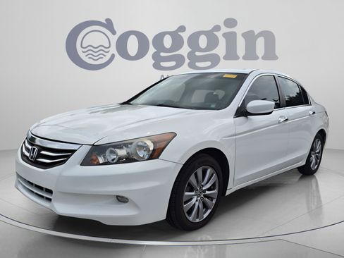 Used 2011 Honda Accord EX-L image 2