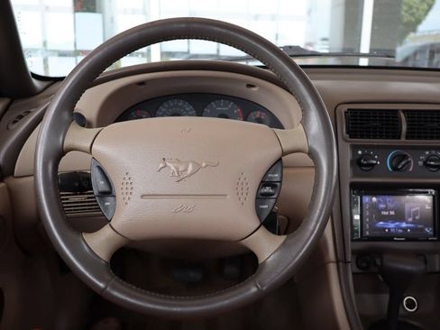 Used 2001 Ford Mustang GT RWD image 15