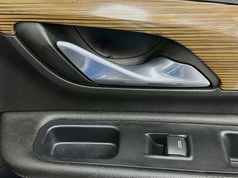 Used 2020 GMC Terrain SLE w/ Driver Convenience Package image 55