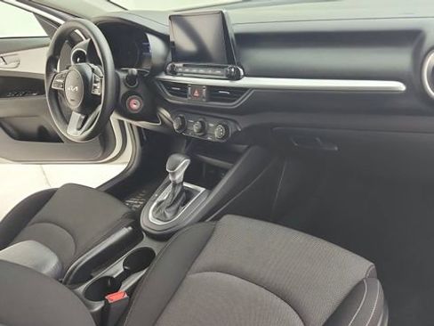 Used 2023 Kia Forte LXS image 26