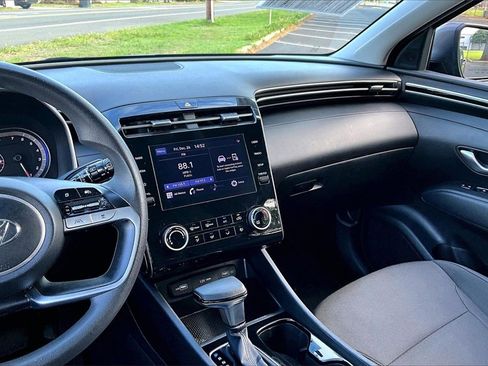 Used 2022 Hyundai Tucson SEL w/ Cargo Package image 6